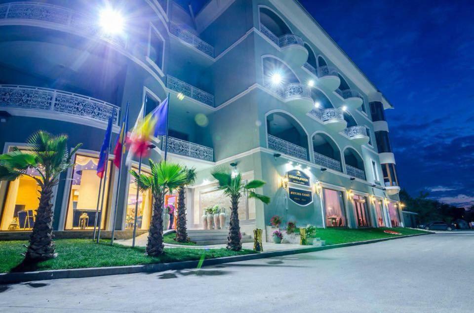Phoenicia Boutique Hotel & Casino - Adults Only Navodari Exterior photo