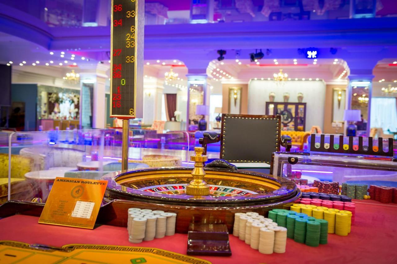 Phoenicia Boutique Hotel & Casino - Adults Only Navodari Exterior photo